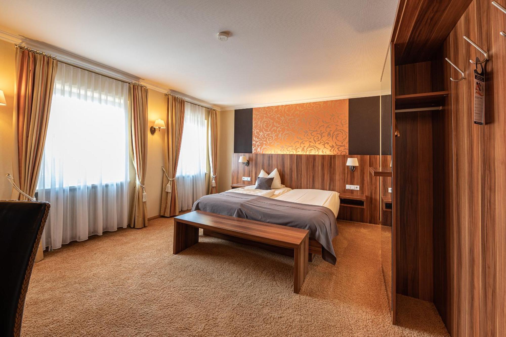 Dagstuhler Hof Otel Wadern Dış mekan fotoğraf